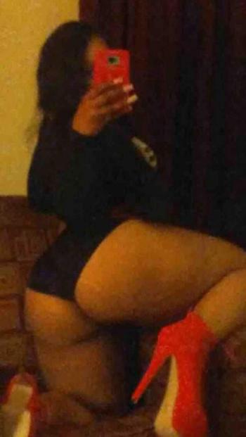 , 21  female escort, Memphis