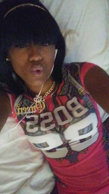 , 25  female escort, Memphis