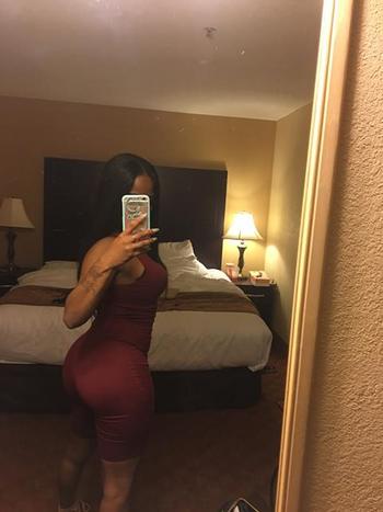 , 25  female escort, Memphis