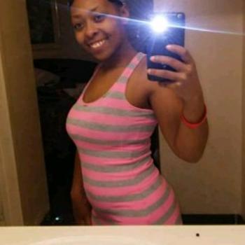 , 21  female escort, Memphis