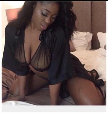 , 22  female escort, Memphis
