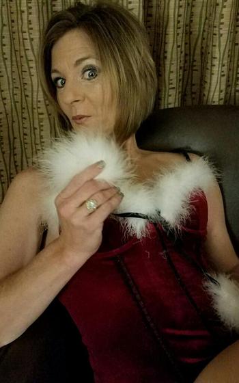 , 43  female escort, Memphis