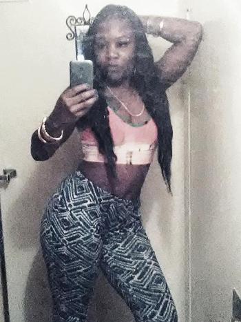 , 28  female escort, Memphis