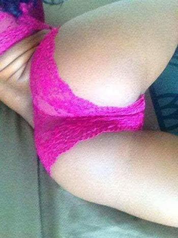 , 25 Latino/Hispanic female escort, Memphis