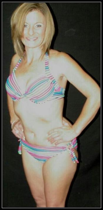 , 39  female escort, Memphis