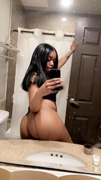Lexissss, 25  female escort, Memphis