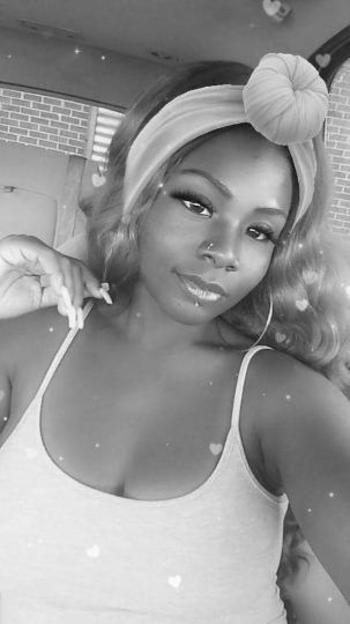 A1, 24  female escort, Memphis