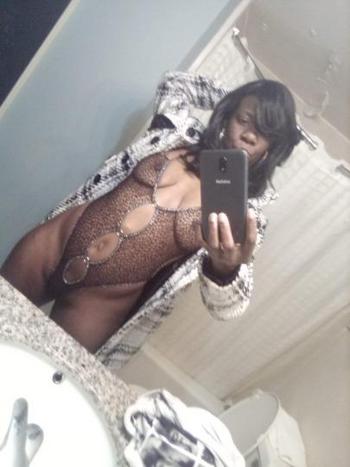 Chocolate, 34  female escort, Memphis