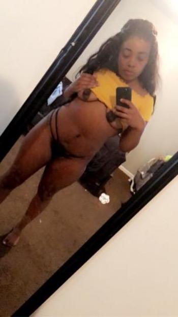 Dream, 24  female escort, Memphis