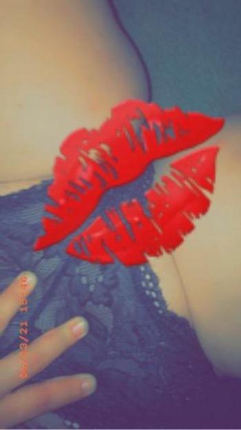 Blue, 21  female escort, Memphis