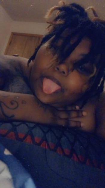 Mia, 21  female escort, Memphis