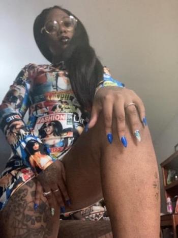 Itty Bitty, 24  female escort, Memphis