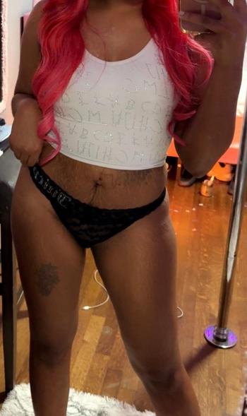 Pinky, 27  female escort, Memphis