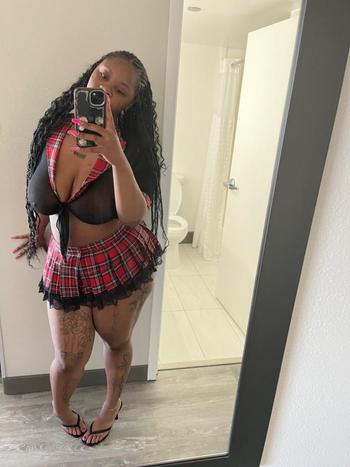 Gabby, 20  female escort, Memphis