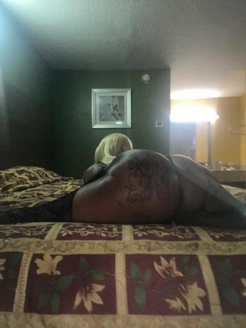 Chyna Red, 26  female escort, Memphis