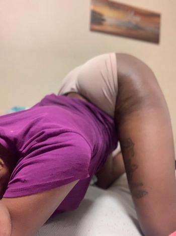 . Leahhh , 27  female escort, Memphis