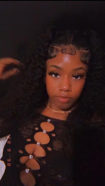 Noonie, 24  female escort, Memphis