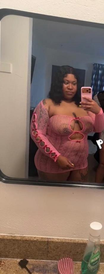 Passion, 23  female escort, Memphis