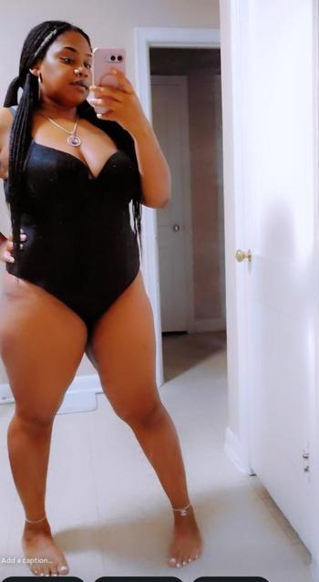 Star, 25  female escort, Memphis