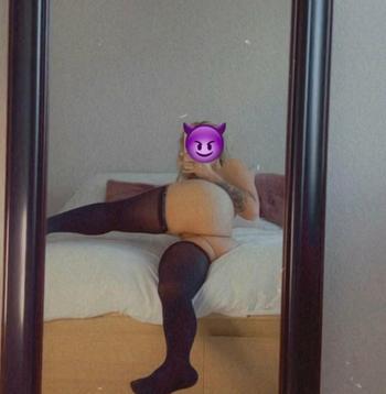 Escania, 27  female escort, Memphis